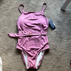 AQUA COUTURE | Size: M one piece